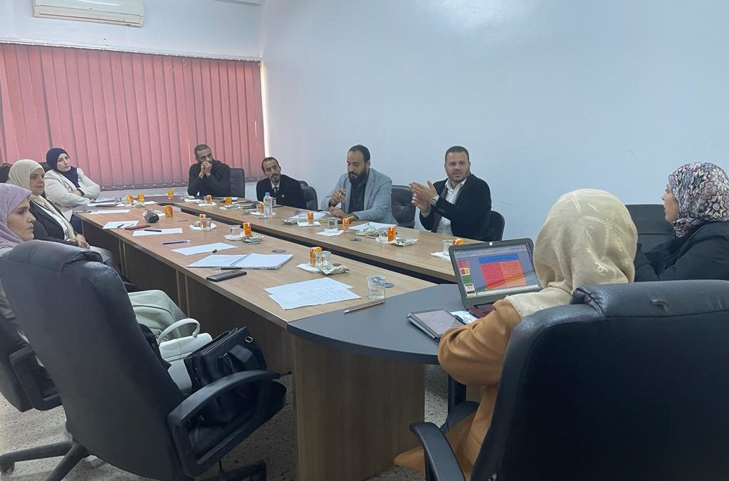 اجتماع قسم الجودة بكلية القانون مع أرباب سوق العمل القانوني