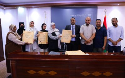 كلية القانــون تشهد مراسم تسليم التقرير النهائي للجنة الدراسة الذاتية للاعتماد المؤسسي