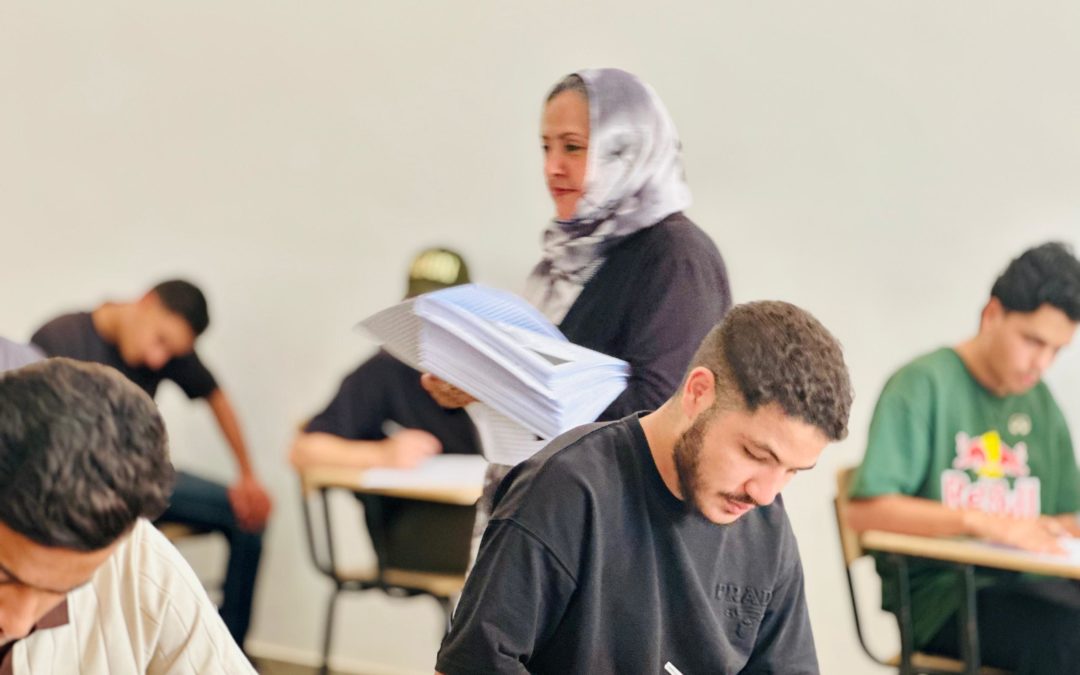 انطلاق امتحانات الدور الأول بكلية القانون وسط أجواء تنظيمية وانضباط أكاديمي